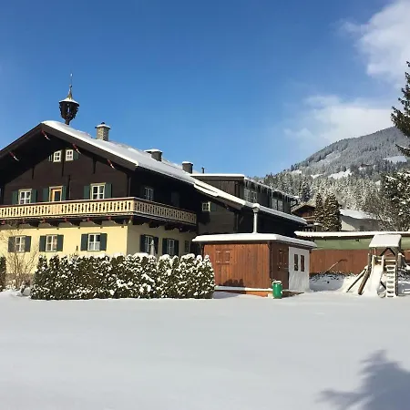 Luxurious In Near Ski Area *